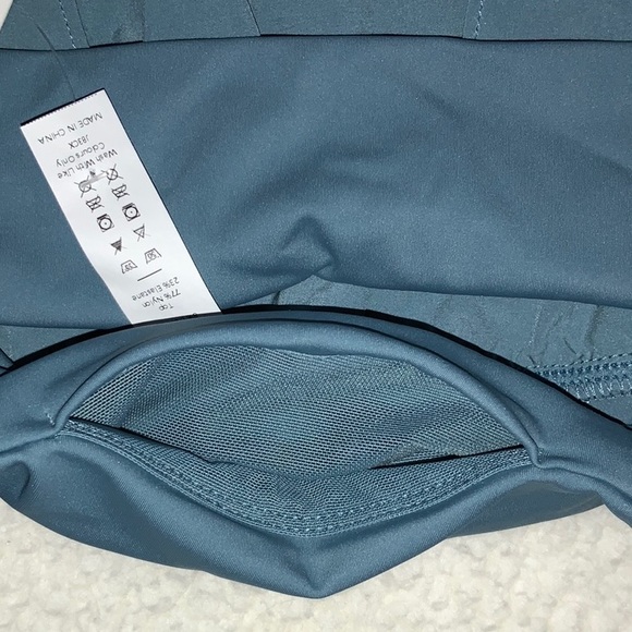 HALARA - NWT Breezeful™ High Waisted Palazzo Flowy Split Wide Leg Quick Dry Pant - Picture 9 of 12